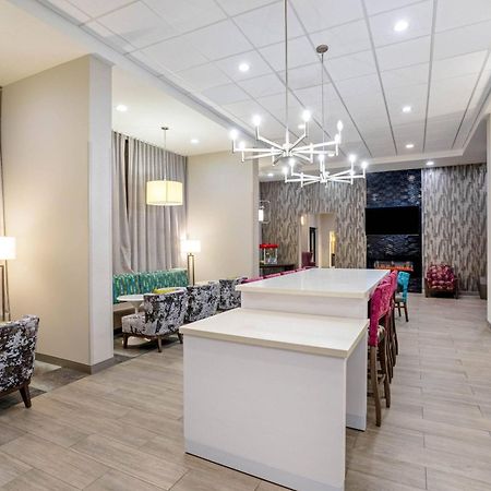 La Quinta By Wyndham Columbus Ms Hotell Eksteriør bilde