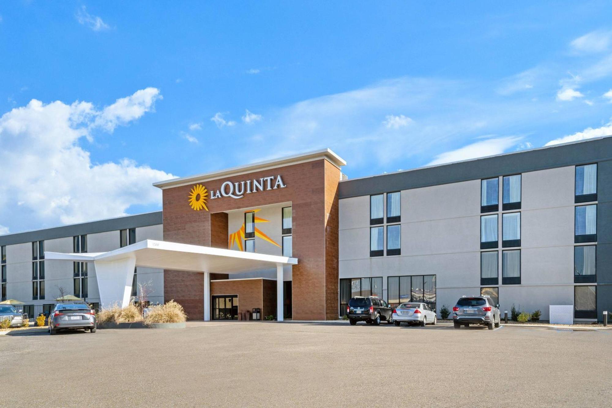 La Quinta By Wyndham Columbus Ms Hotell Eksteriør bilde