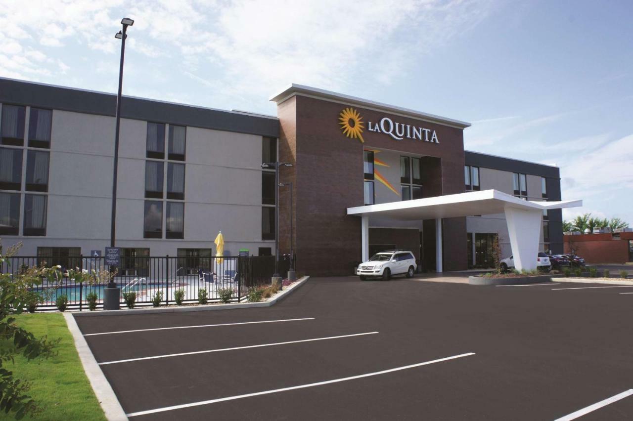 La Quinta By Wyndham Columbus Ms Hotell Eksteriør bilde